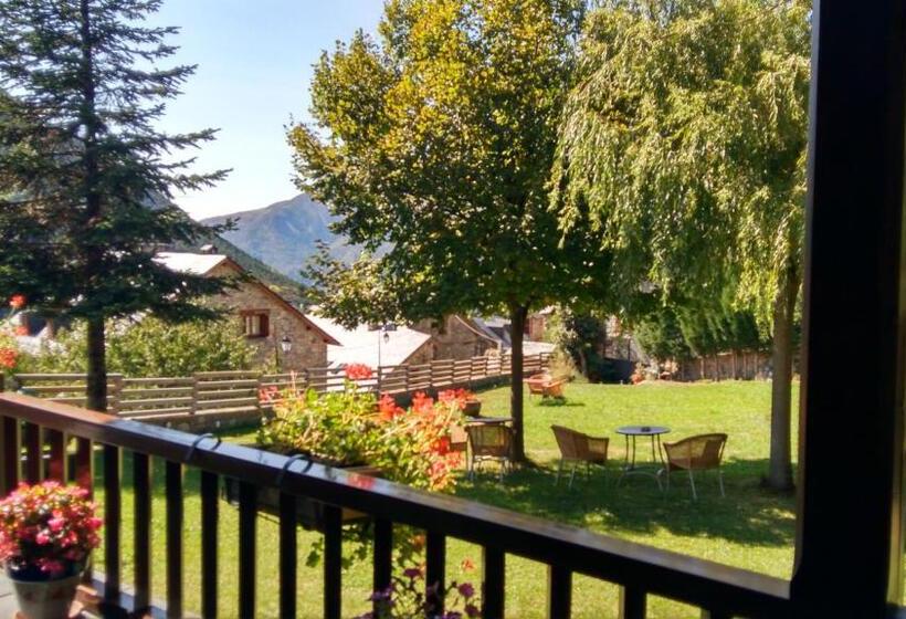 ベッドアンドブレックファースト El Xalet De Taüll Hotel Rural