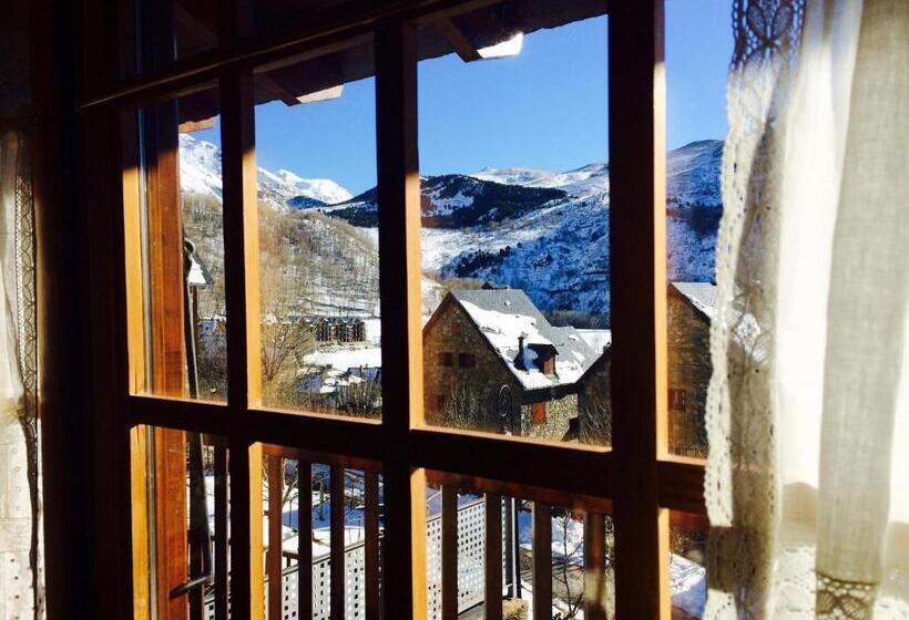 ベッドアンドブレックファースト El Xalet De Taüll Hotel Rural