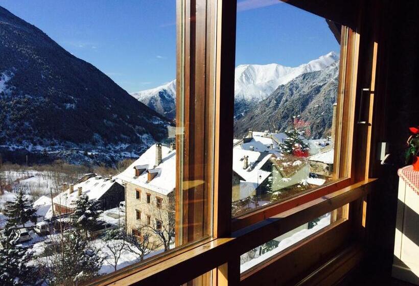 ベッドアンドブレックファースト El Xalet De Taüll Hotel Rural