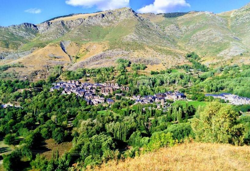 ベッドアンドブレックファースト El Xalet De Taüll Hotel Rural