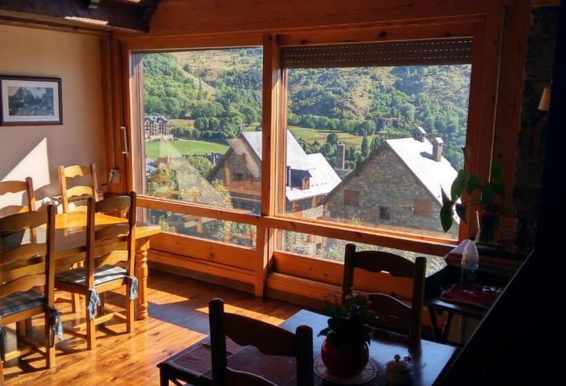 ベッドアンドブレックファースト El Xalet De Taüll Hotel Rural