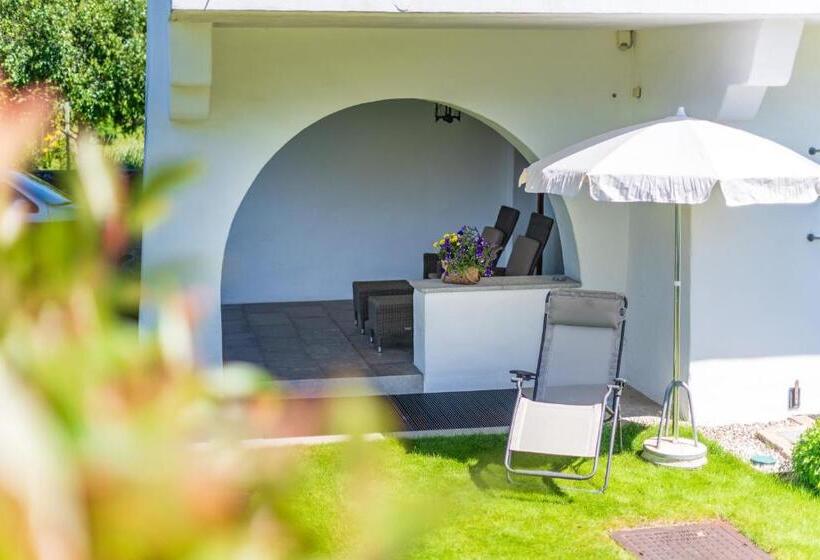 مبيت وإفطار Haus Oberhofer