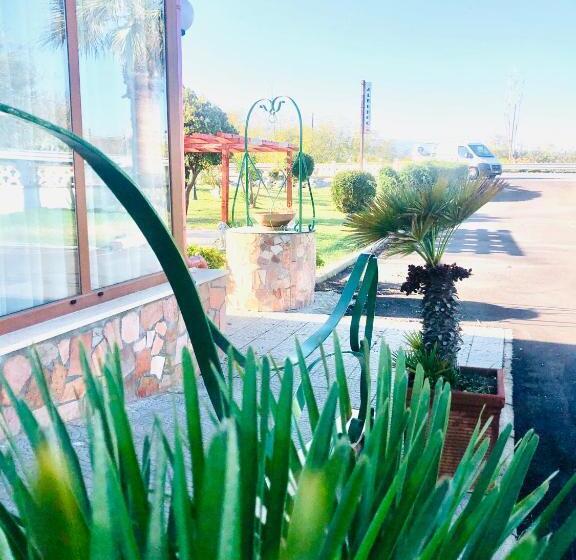 تختخواب و صبحانه La Primula