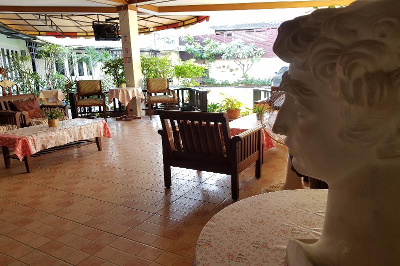 Casa Holiday Hotel Sha