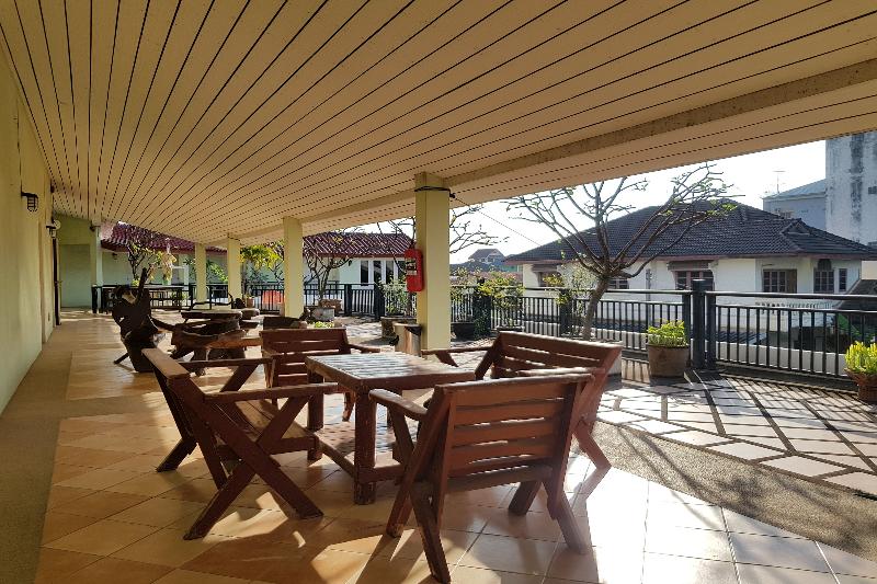 Casa Holiday Hotel Sha