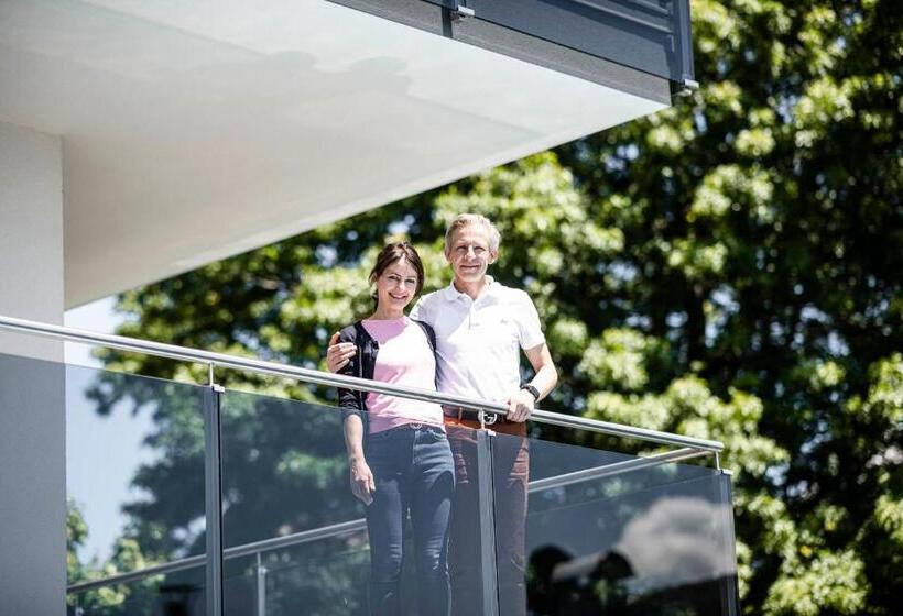 Отель Amelia Rooms