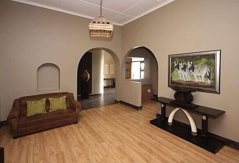 簡易ホテル Angora Lodge