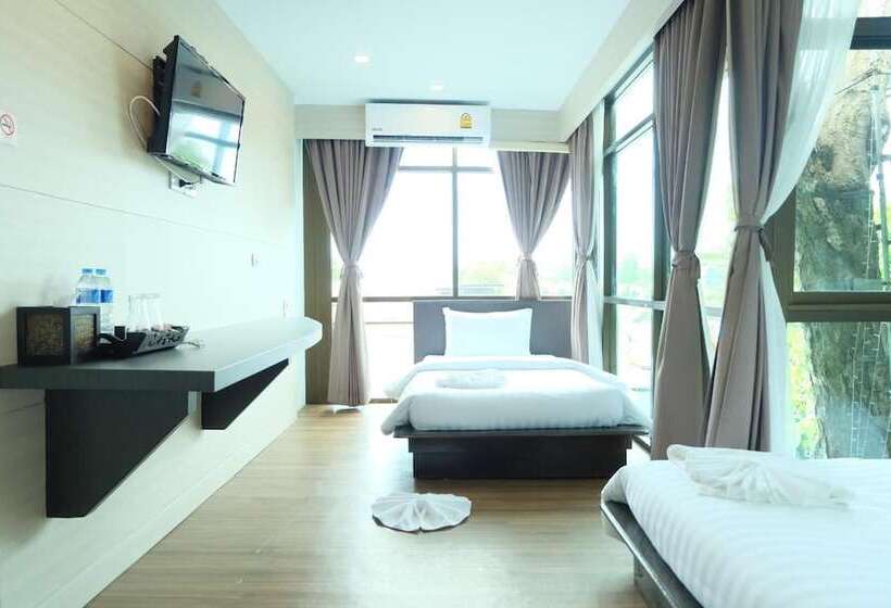 Отель A Plus Deluxe