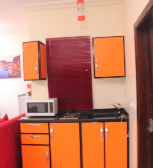 ホテル Al Amoria Apartments