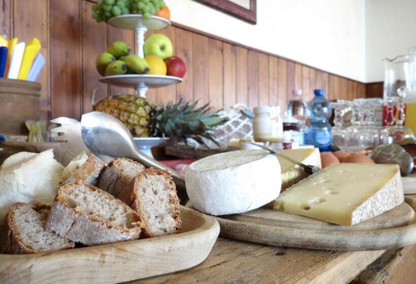 בית מלון כפרי Albergo Ristorante Innocenti