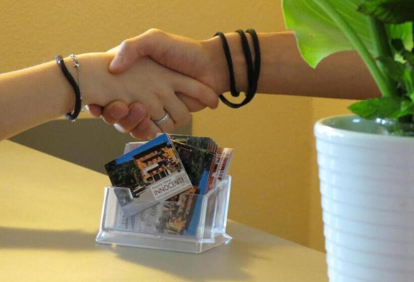 בית מלון כפרי Albergo Ristorante Innocenti