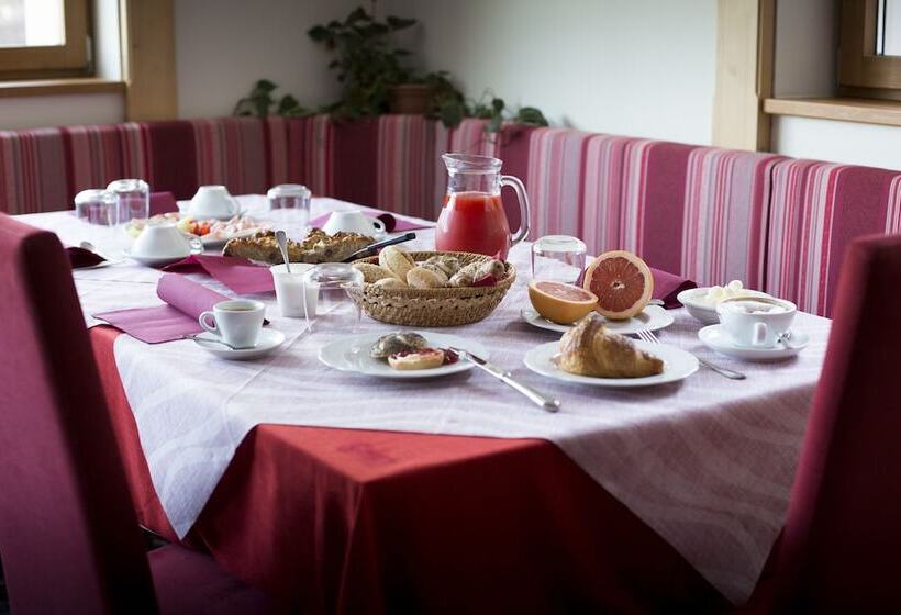 בית מלון כפרי Alma Living