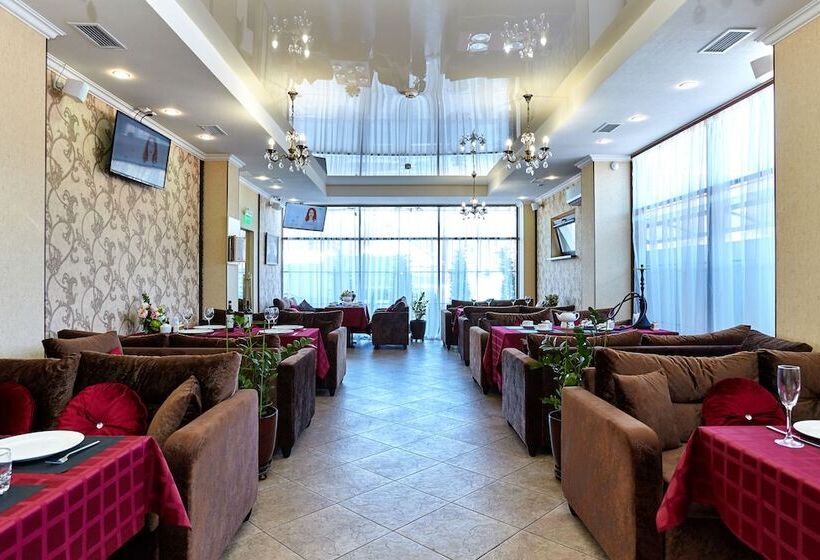 בית מלון כפרי Altay