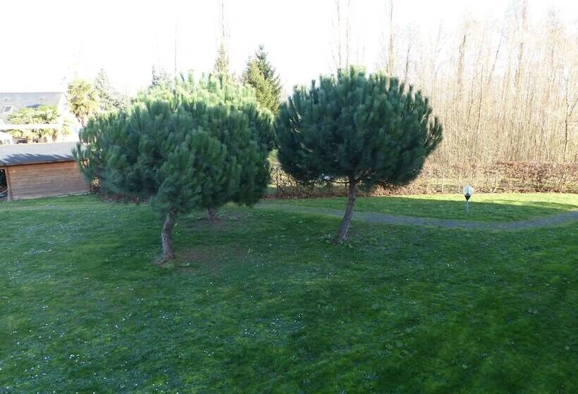 호텔 L Océane Angers Parc Expo