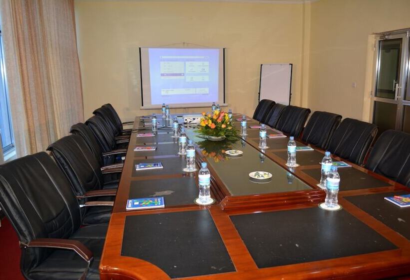 Отель Arusha Corridor Spring