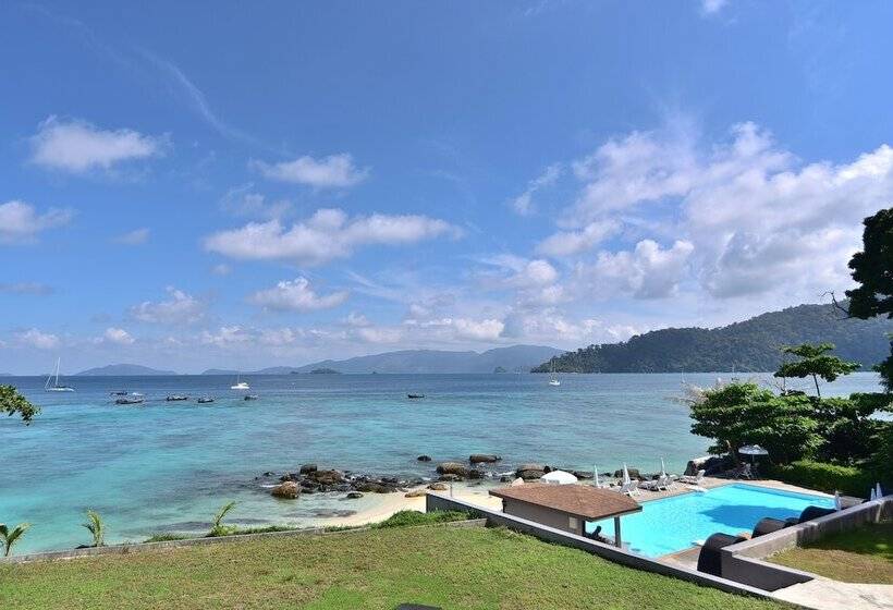 فندق Asara Private Beach Resort