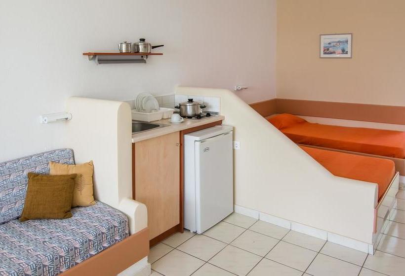 Отель Asteraki Apart