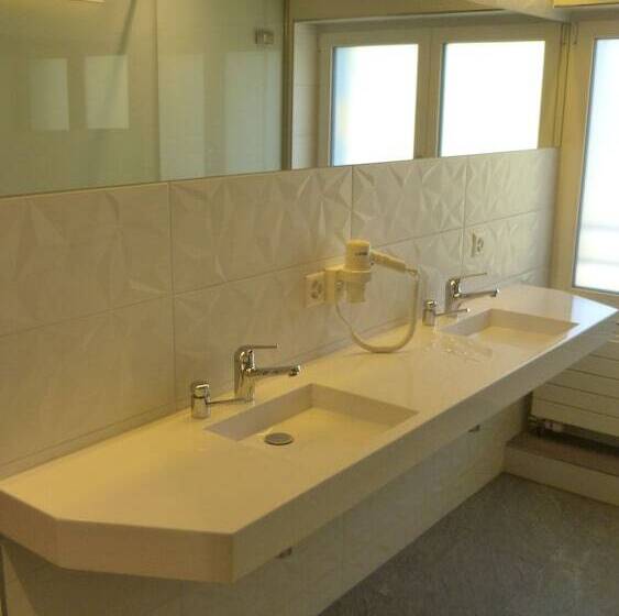 酒店 Berglodge Restaurant Ristis