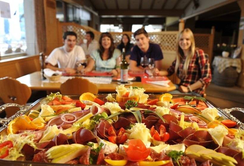 酒店 Berglodge Restaurant Ristis