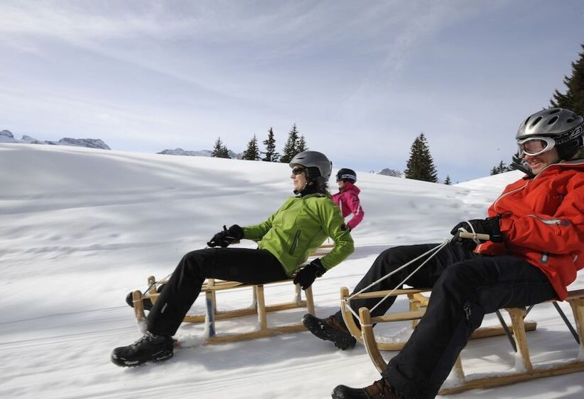 酒店 Berglodge Restaurant Ristis