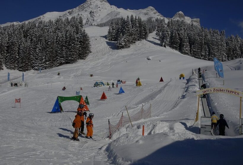 酒店 Berglodge Restaurant Ristis