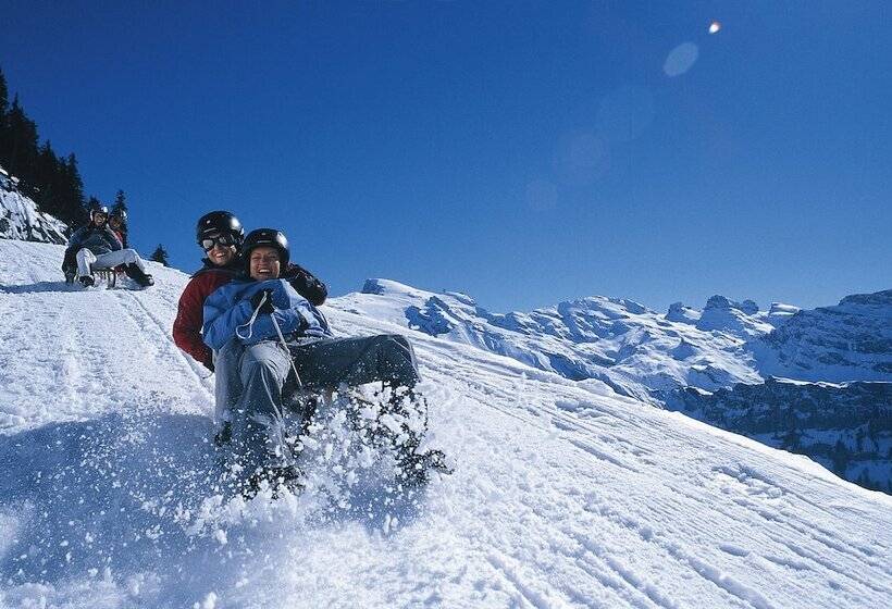 酒店 Berglodge Restaurant Ristis