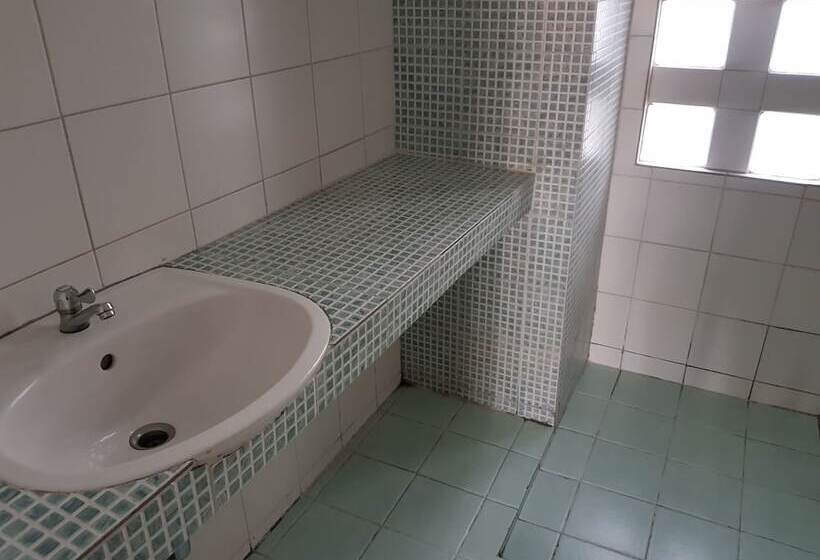 Casa Holiday Hotel Sha