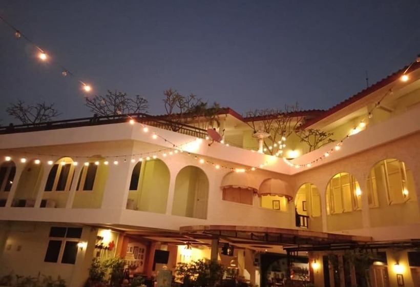 Casa Holiday Hotel Sha