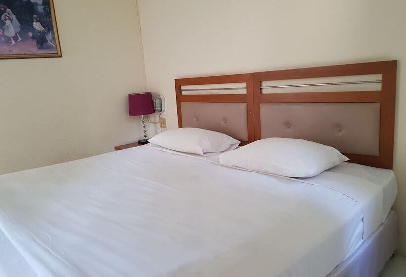 Casa Holiday Hotel Sha