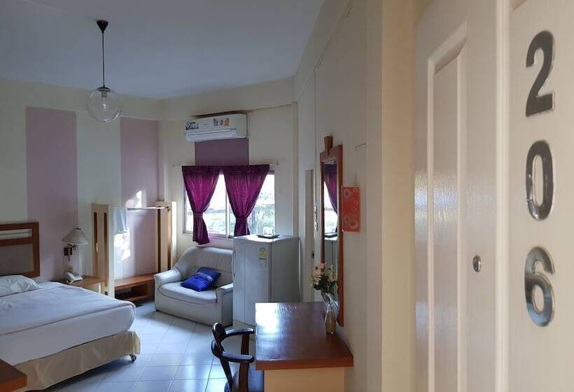 Casa Holiday Hotel Sha