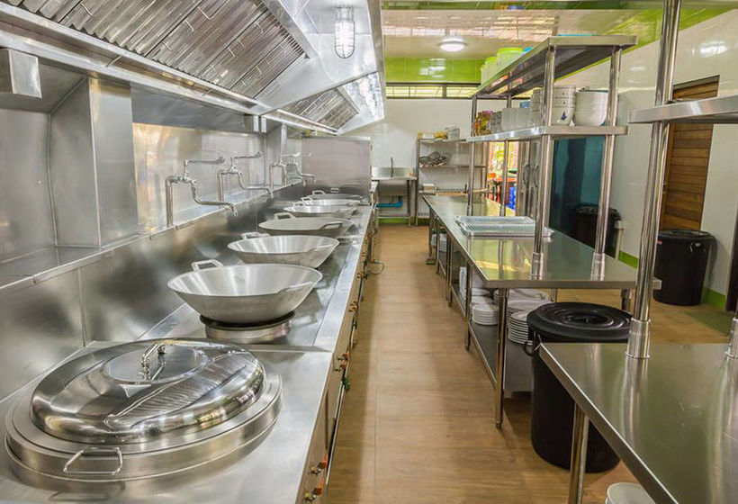 호텔 Coconut Resort