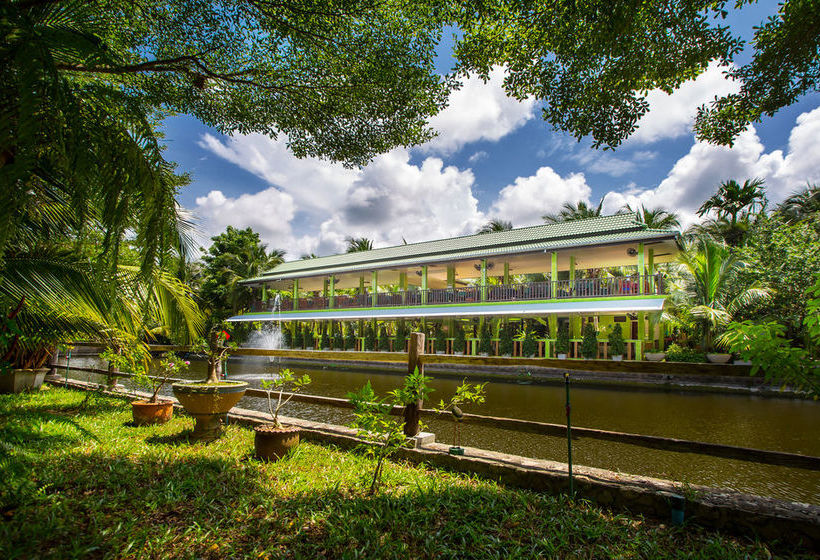 호텔 Coconut Resort