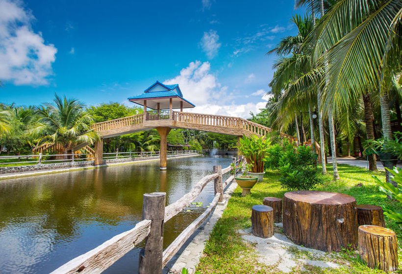 호텔 Coconut Resort