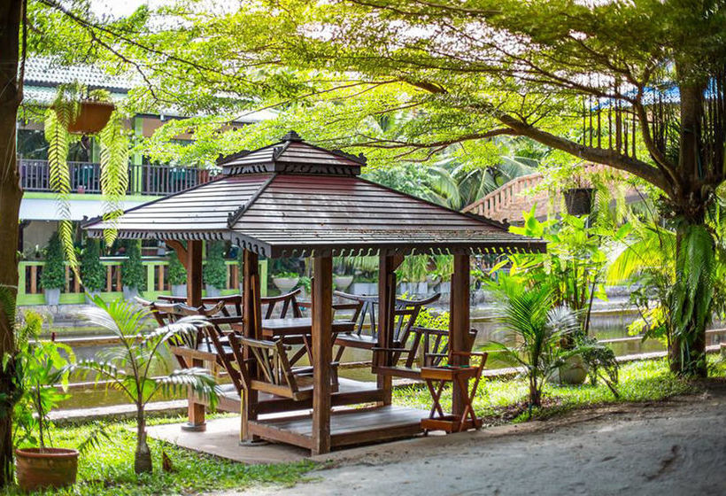 호텔 Coconut Resort