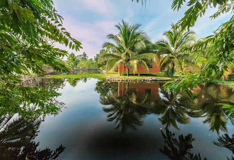 호텔 Coconut Resort