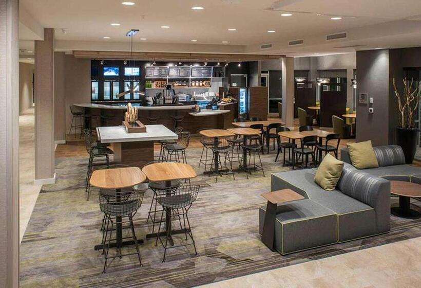 فندق Courtyard By Marriott Albany Clifton Park