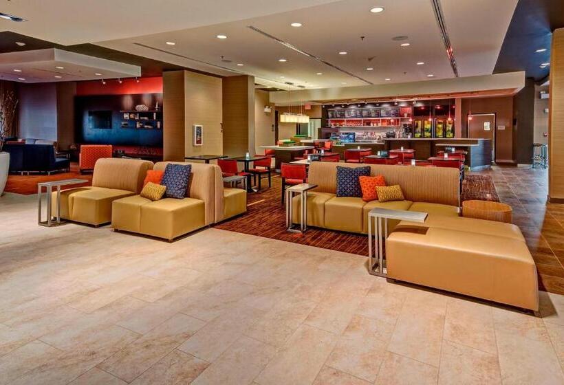 ホテル Courtyard By Marriott Westbury Long Island