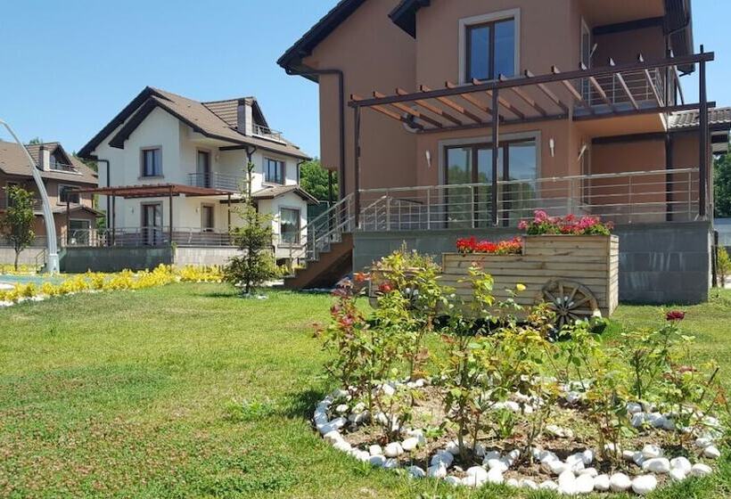 فندق Crystal Continental