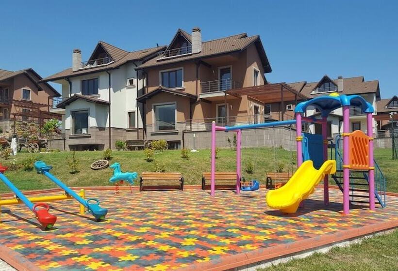 فندق Crystal Continental