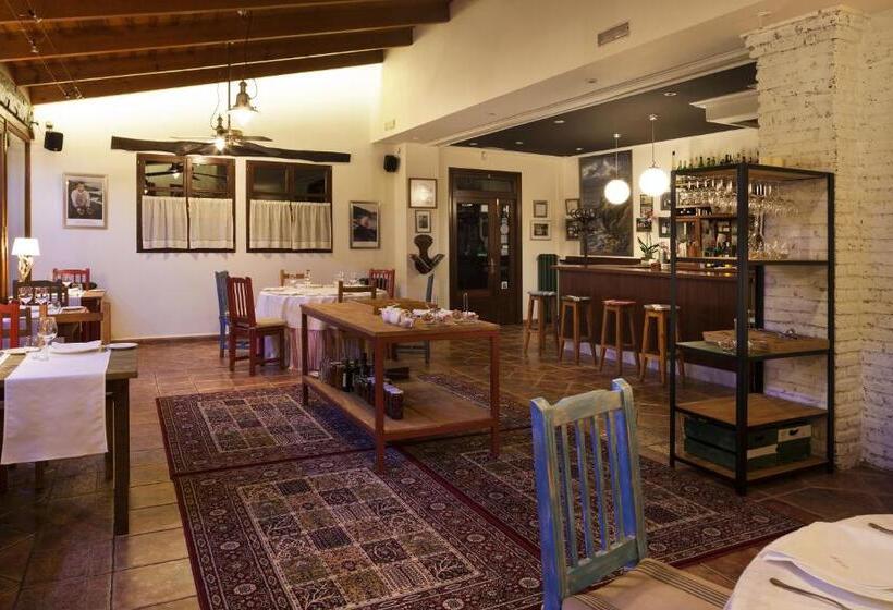 فندق Restaurante Cabo Vidío