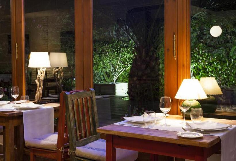 فندق Restaurante Cabo Vidío