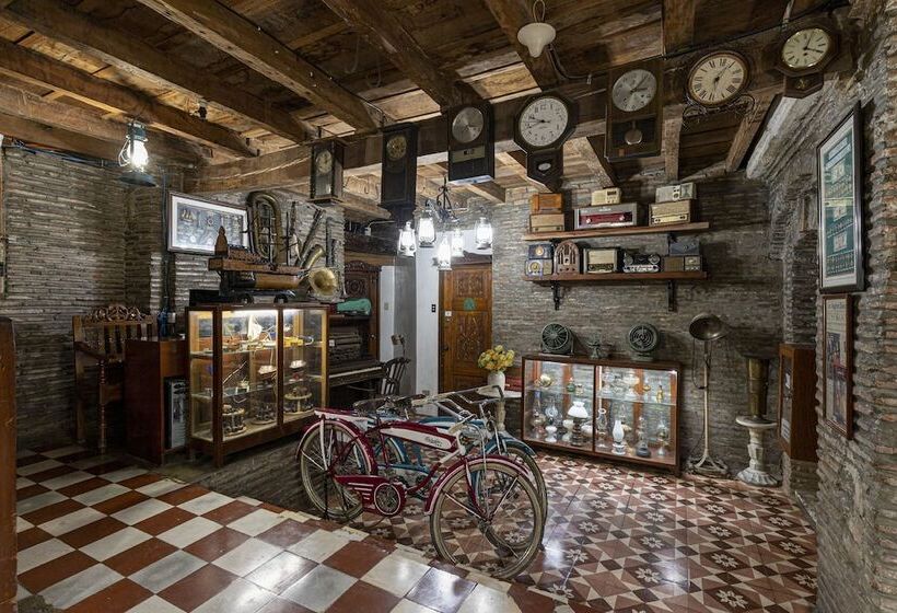 هتل Grandpa S Inn Vigan