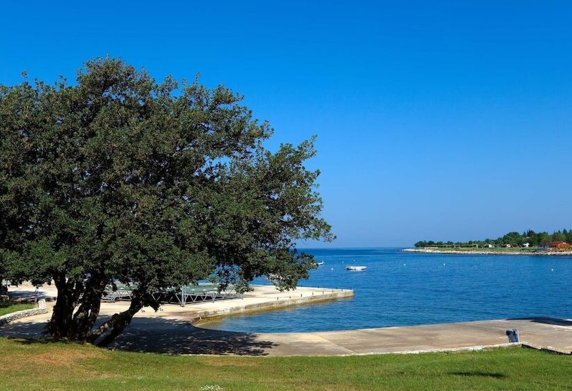 호텔 Happy Camp In Camping Park Umag