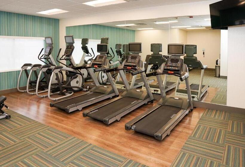 酒店 Holiday Inn Express & Suites   Aurora Medical Campus, An Ihg