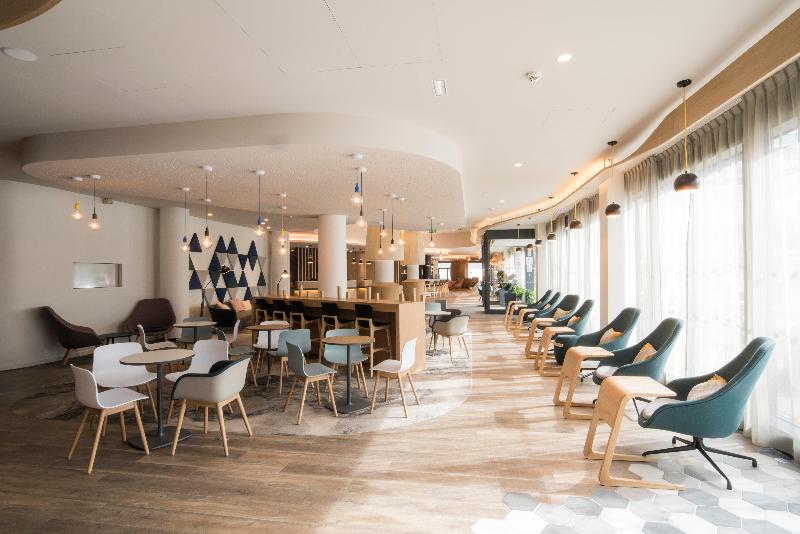 Отель Holiday Inn Express Paris Cdg Airport, An Ihg