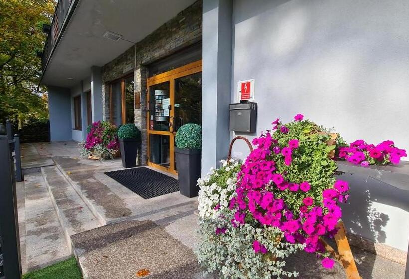 هتل H&r Polaris Szczawnica