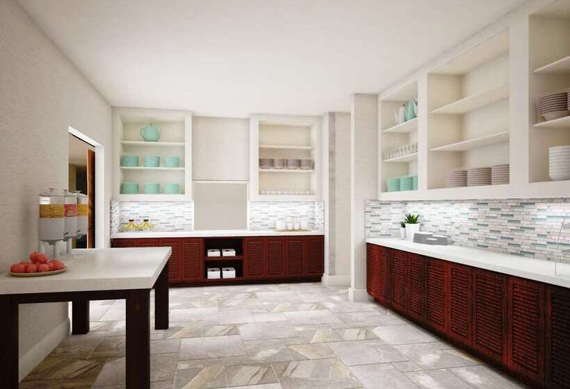 בית מלון כפרי Hyatt House Naples 5th Avenue