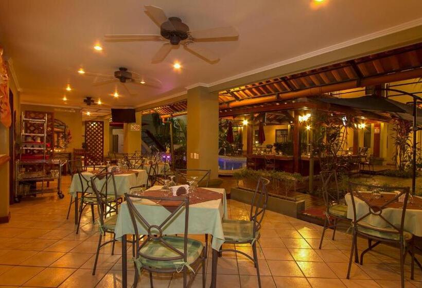 فندق Iguana Verde