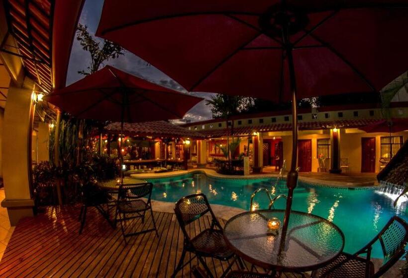 فندق Iguana Verde