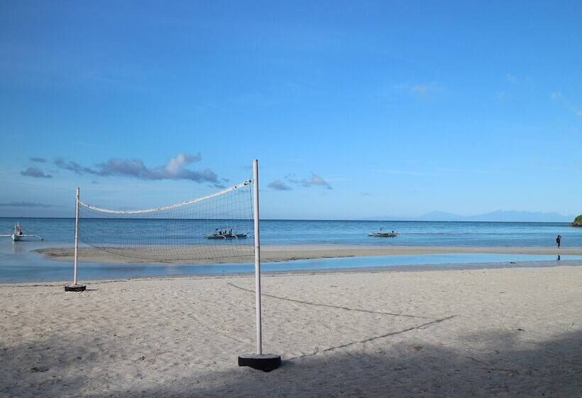 هتل La Playa Estrella Beach Resort